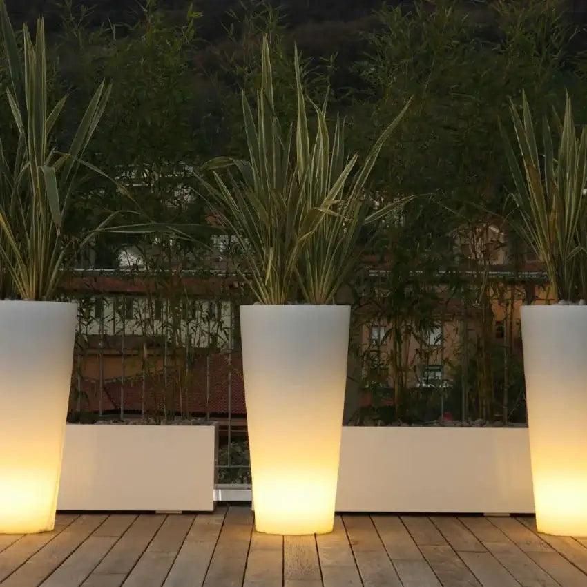 vaso-per-piante-luminoso-luce-led-rgb-solare-esterno-arkema-tondo-h86_bedb4e15-c128-46ca-9cf4-b7d60259b807 - Doccesolari.it By Klimago