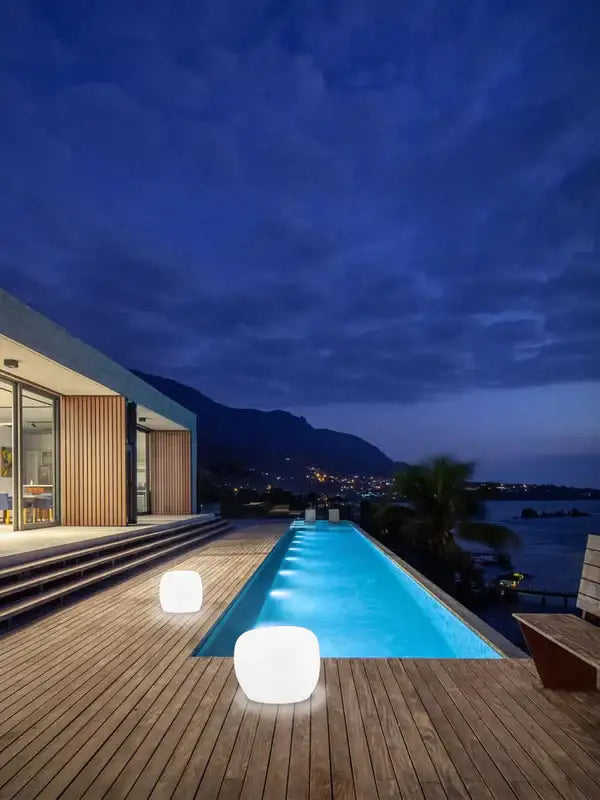 Completamento d'arredo luminoso LIGHT STONE M Polietilene HD | Arkema Design